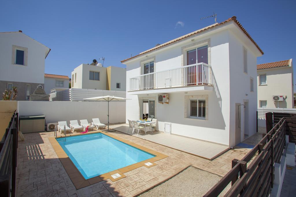 Villa Clematis Protaras Exteriör bild